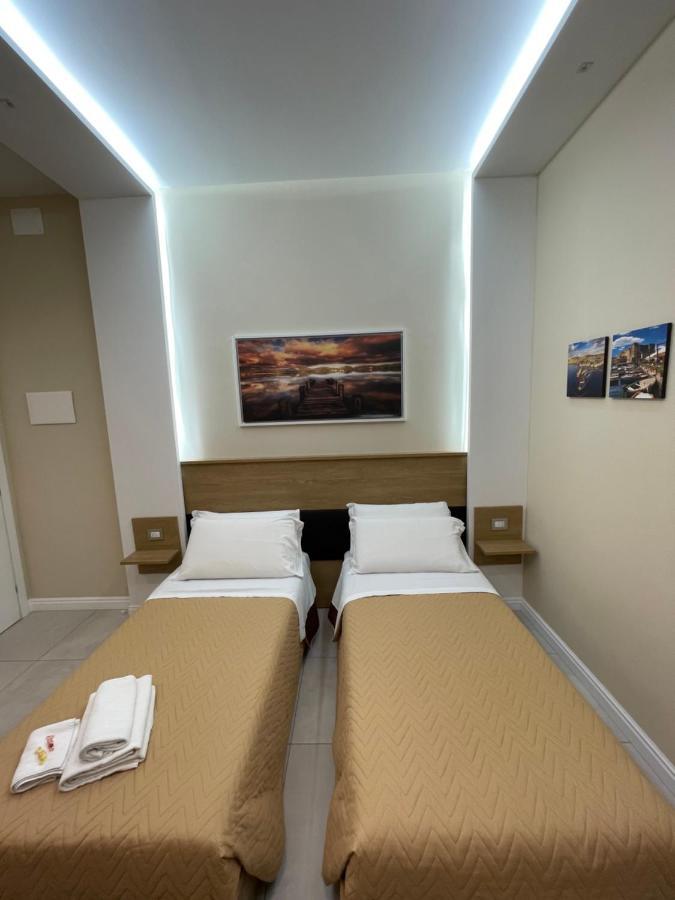 Victoria Hotel B&B Neapol Zewnętrze zdjęcie
